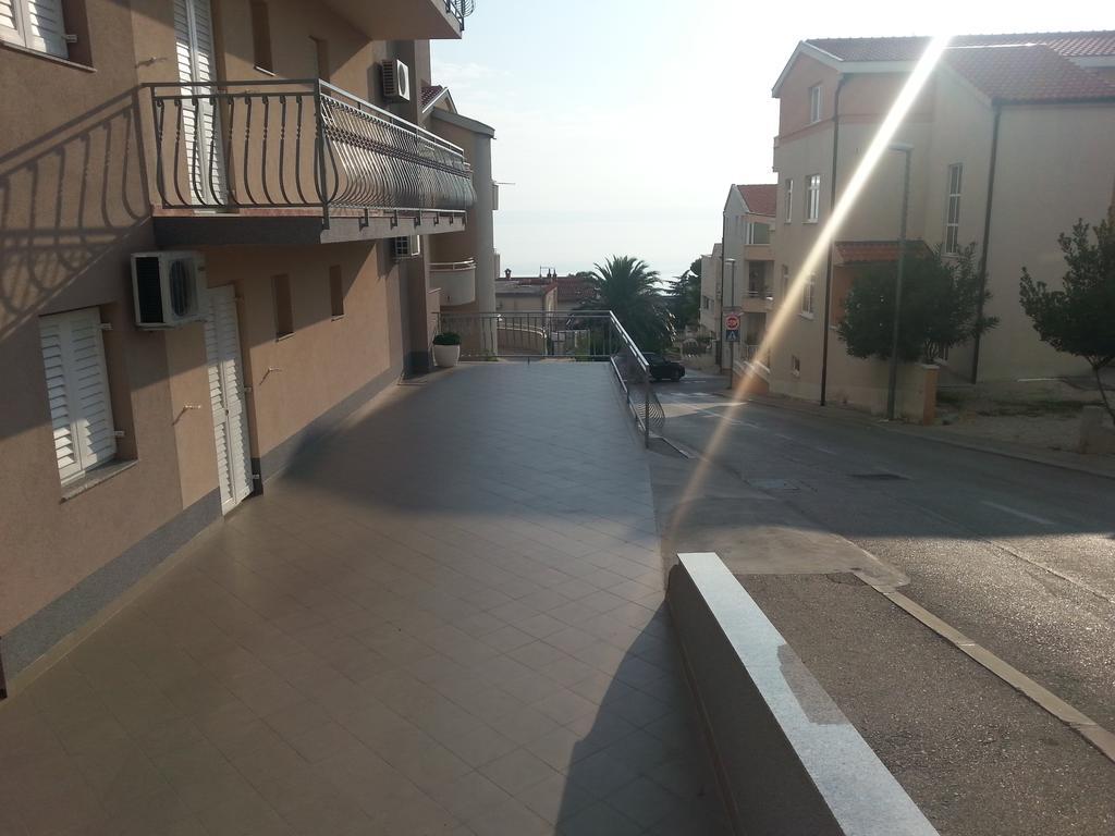 Apartment Miskovic Makarska Zimmer foto
